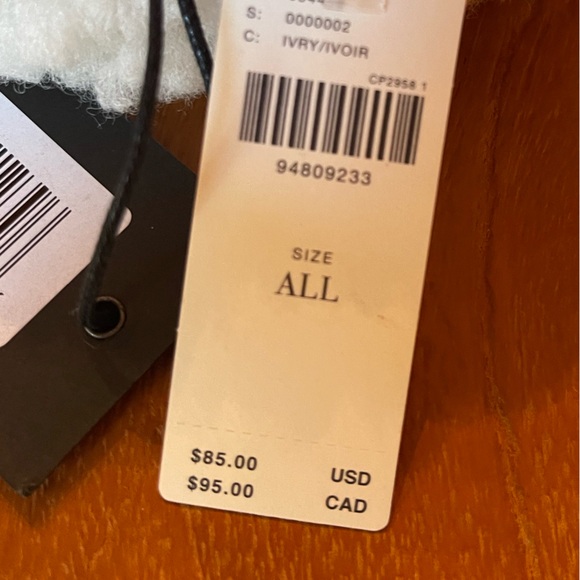 Anthropologie Cream Fuzzy Mittens - Picture 5 of 12